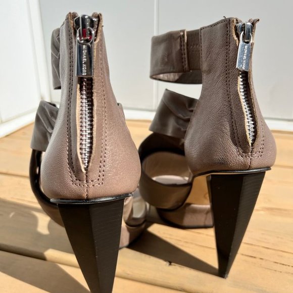 Michael Kors Leather Heels Toe Tan Ankle - Picture 4 of 5